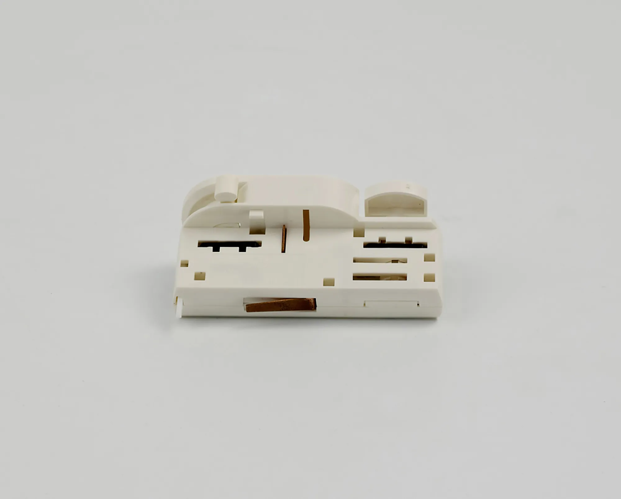 Multi Power Adapter For 3 Circuit Track 99-129-1  Eutrac Adapters & Components-White